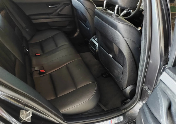 BMW Seria 5 cena 74500 przebieg: 222000, rok produkcji 2015 z Zabrze małe 254